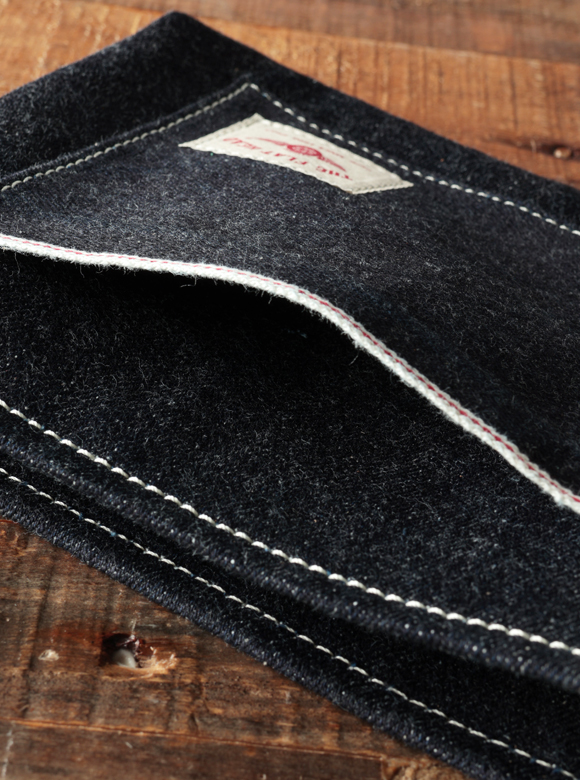 .02 小分け収納ができるポケット