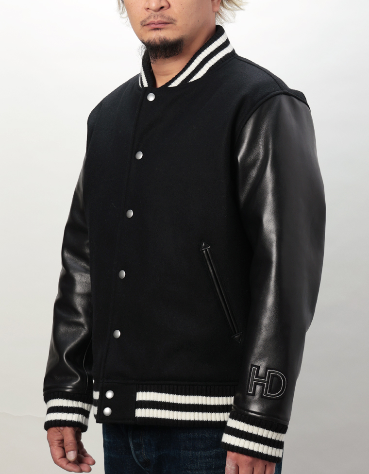 バーシティジャケット