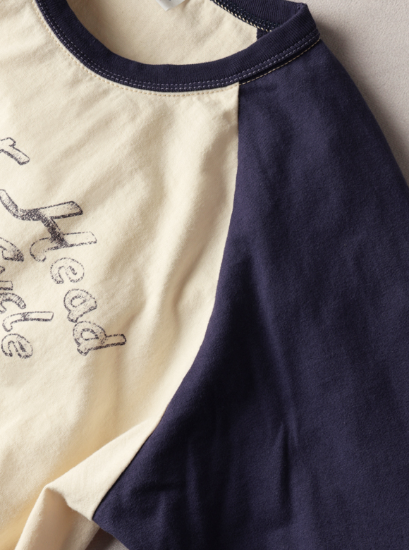 .01 ラグランスリーブ