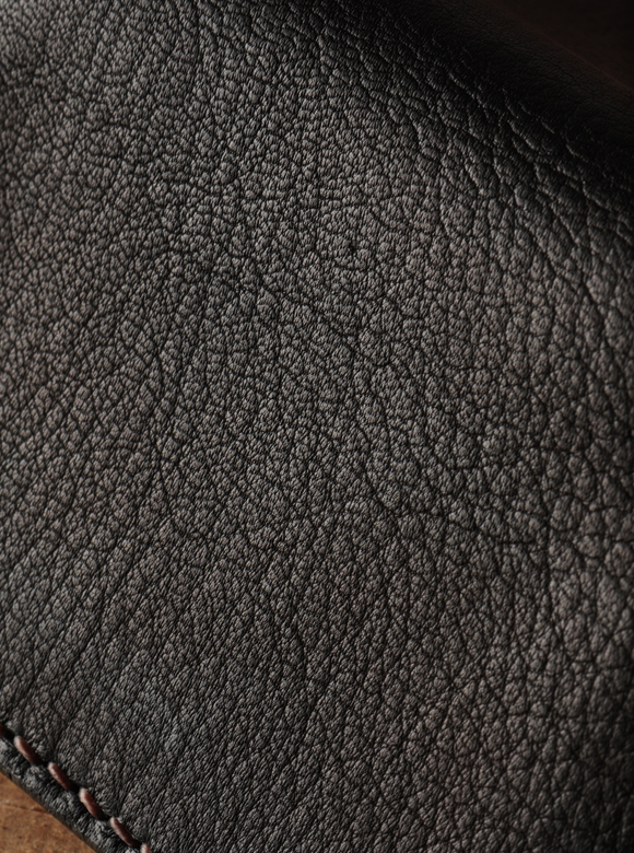 .01 革の表情を最大限に楽しむ素上げ