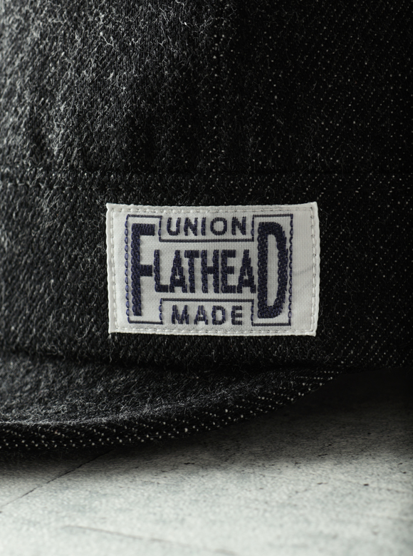 .03 ワークウエアらしいブランドタグ