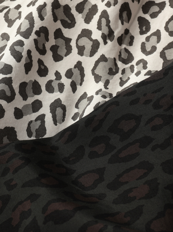 .01 クラシカルなレオパード柄