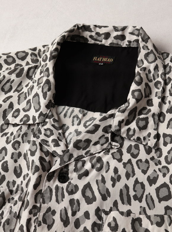 .03 スタイルを選べるオープンカラー