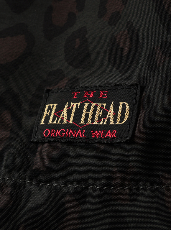 .06 ブランドネームタグ